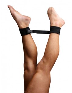 Quick Adjust Restraint Strap with 2 Cuffs 2